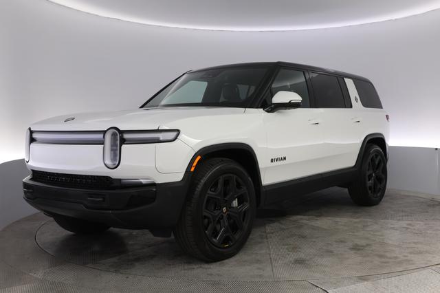 2025 Rivian R1S — VIN 7PDSGBBA2SN073651