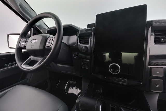 2025 Ford F-150 Lightning