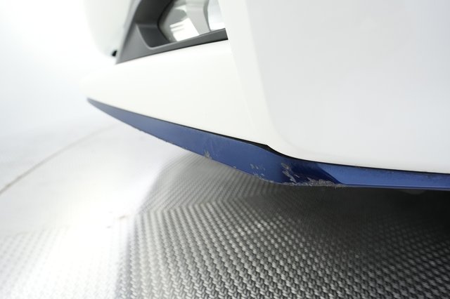 2022 Nissan Leaf — photo 17 of 21