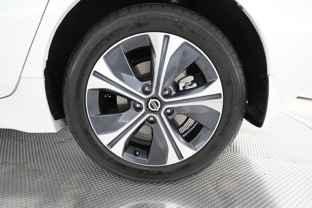 2022 Nissan Leaf