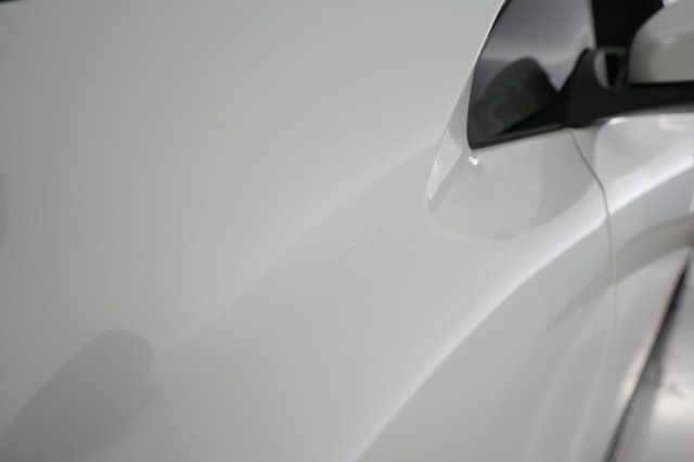 2022 Nissan Leaf — photo 18 of 21