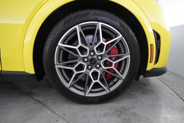 2025 Ford Mustang Mach-E — photo 16 of 26