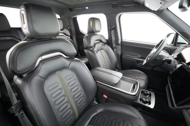 2023 Rivian R1T