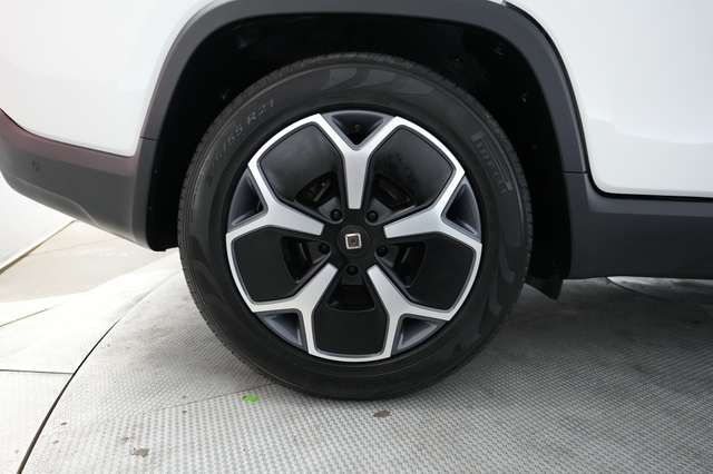 2023 Rivian R1T