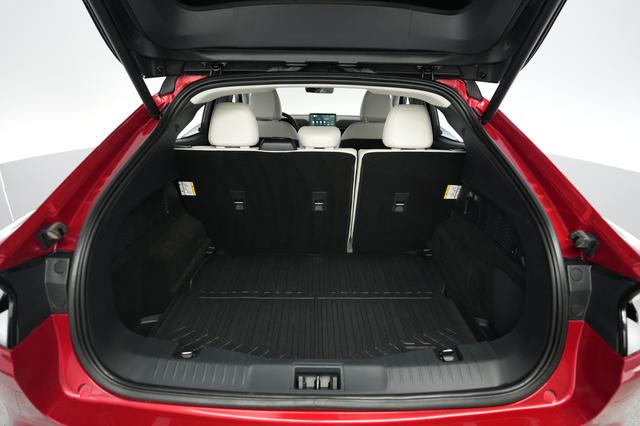 2022 Ford Mustang Mach-E — photo 6 of 24