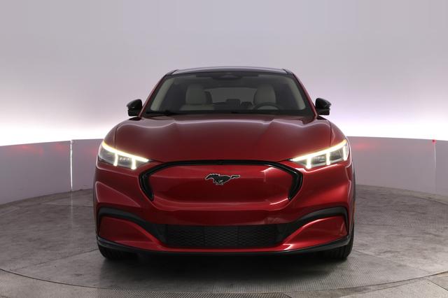 2022 Ford Mustang Mach-E — photo 9 of 24