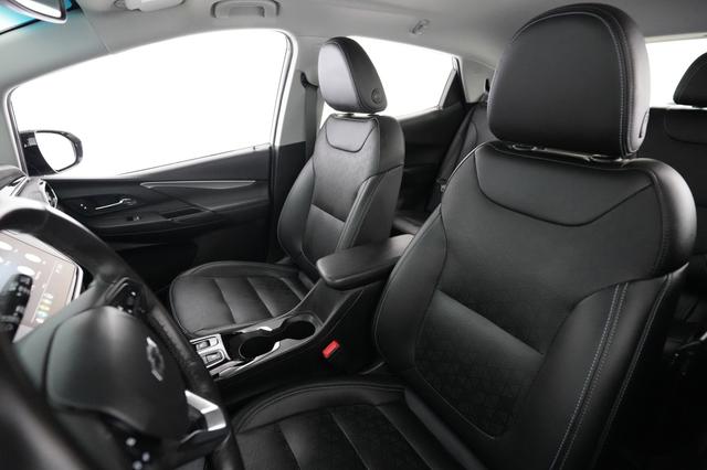 2022 Chevrolet Bolt EV — photo 3 of 22