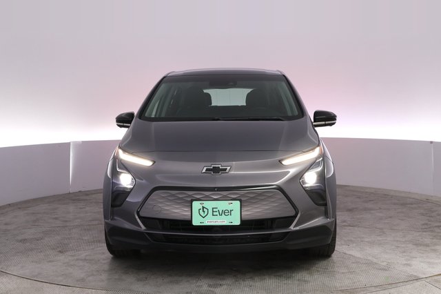 2022 Chevrolet Bolt EV — photo 9 of 22