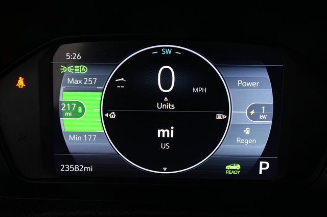 2022 Chevrolet Bolt EV — photo 5 of 22