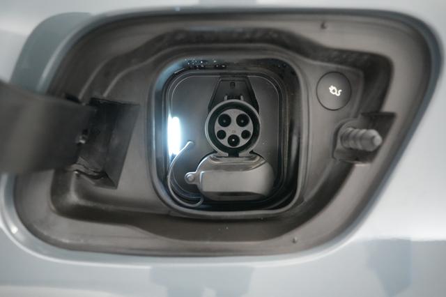 2023 Volvo C40 Recharge — photo 8 of 22