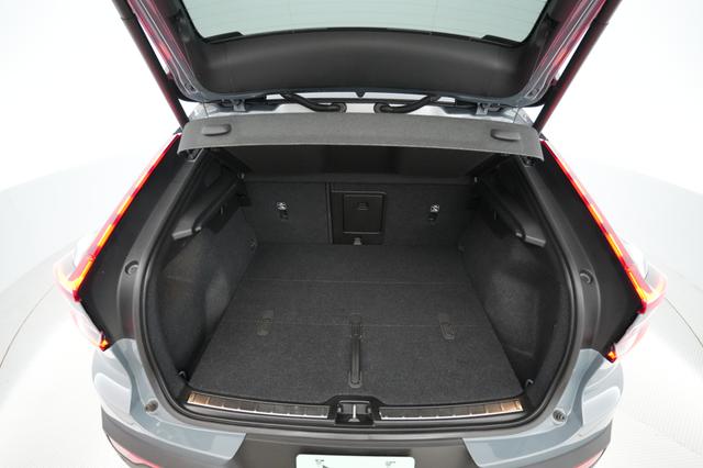 2023 Volvo C40 Recharge — photo 6 of 22