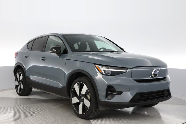 2023 Volvo C40 Recharge — photo 9 of 22