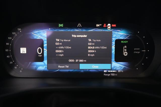 2023 Volvo C40 Recharge — photo 5 of 19