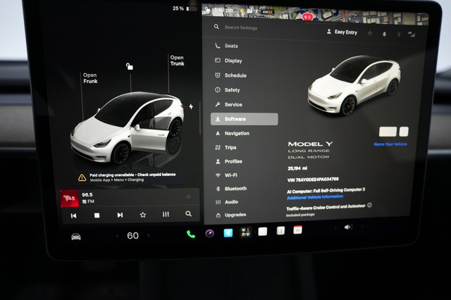 2023 Tesla Model Y — photo 5 of 26