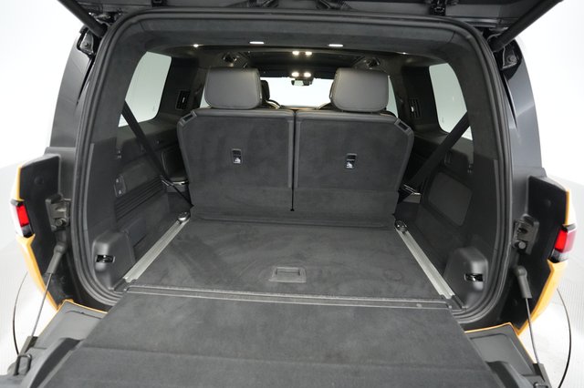 2023 Rivian R1S — photo 6 of 26