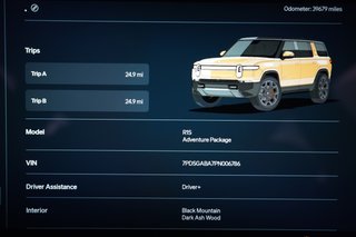 2023 Rivian R1S — photo 5 of 29