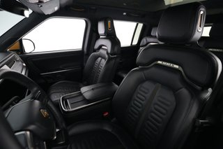 2023 Rivian R1S — photo 3 of 29