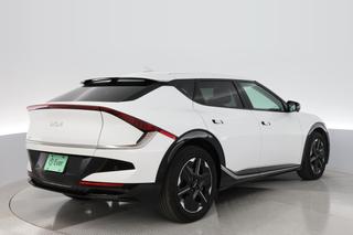 2025 Kia EV6 — photo 2 of 22