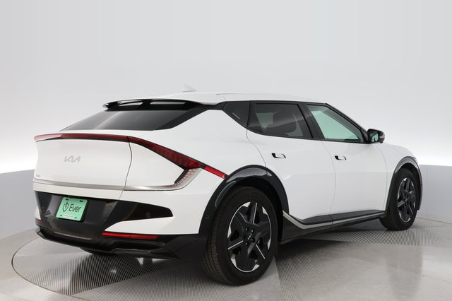 2025 Kia EV6 — photo 2 of 22