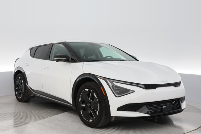 2025 Kia EV6 — photo 9 of 22