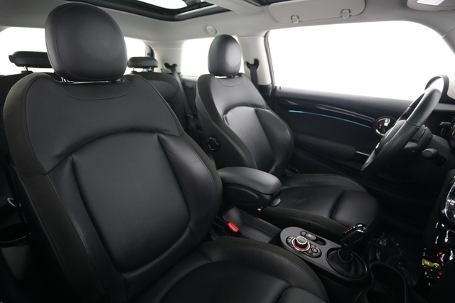 2022 MINI Cooper SE