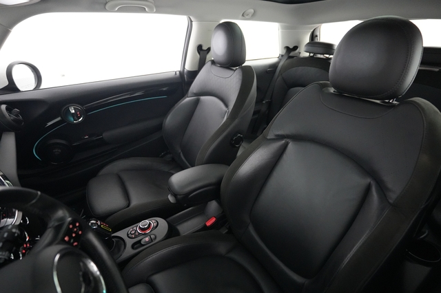 2022 MINI Cooper SE