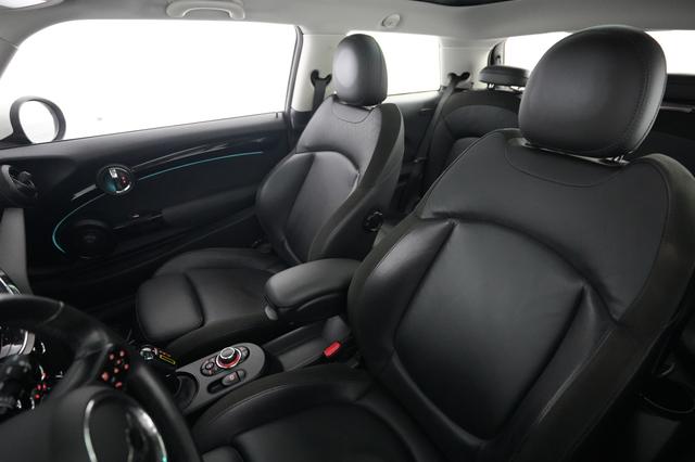 2022 MINI Cooper SE — photo 3 of 27