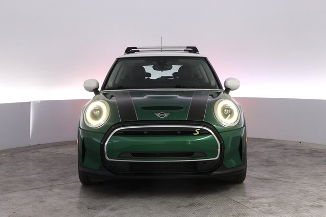 2022 MINI Cooper SE — photo 9 of 27