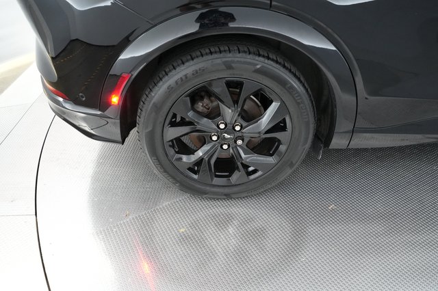2023 Ford Mustang Mach-E — photo 13 of 22