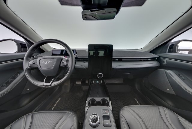 2023 Ford Mustang Mach-E — photo 19 of 22