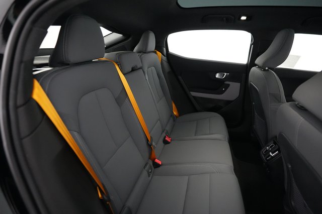 2023 Polestar 2 — photo 4 of 22