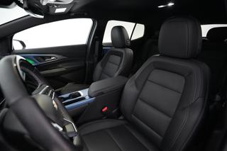 2024 Chevrolet Equinox EV — photo 3 of 21