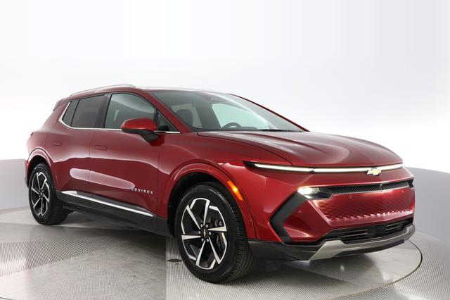 2024 Chevrolet Equinox EV — photo 9 of 21