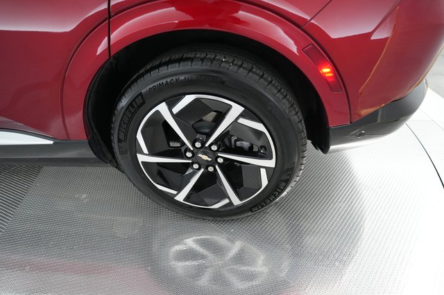 2024 Chevrolet Equinox EV — photo 14 of 21