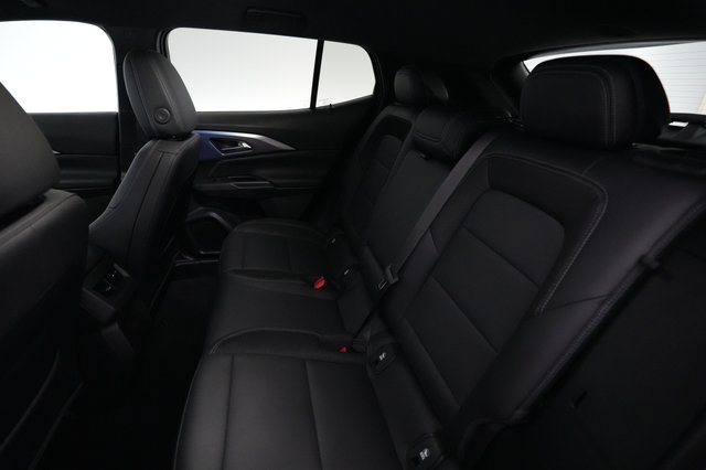 2024 Chevrolet Equinox EV — photo 17 of 21