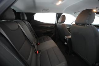 2022 Chevrolet Bolt EUV — photo 4 of 20