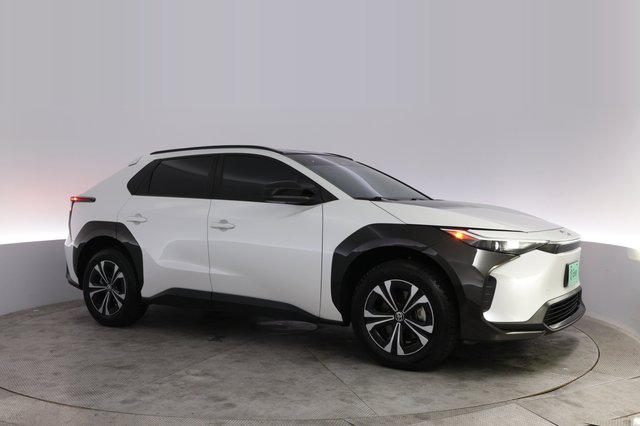 2023 Toyota bZ4X — photo 11 of 25