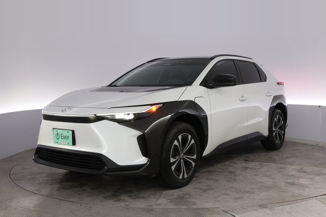 2023 Toyota bZ4X — VIN JTMABACA2PA015676