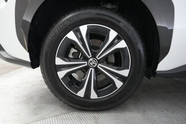 2023 Toyota bZ4X — photo 17 of 25