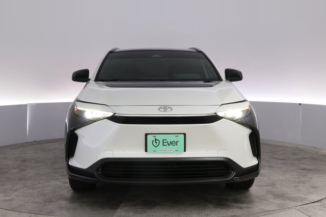 2023 Toyota bZ4X — photo 9 of 25