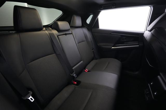 2023 Toyota bZ4X — photo 4 of 25