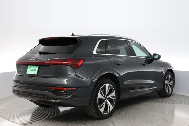 2024 Audi Q8 e-tron — photo 2 of 22