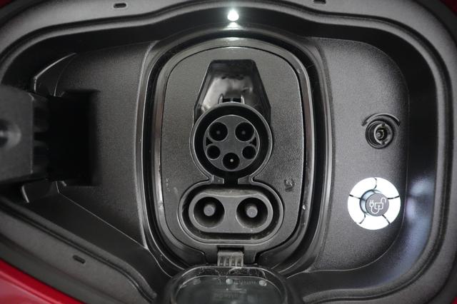 2021 Ford Mustang Mach-E — photo 8 of 22