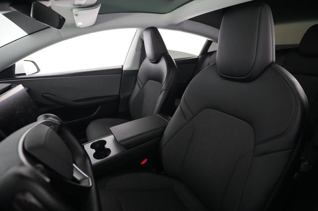 2026 Tesla Model 3 — photo 3 of 21