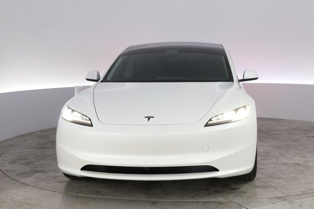 2026 Tesla Model 3 — photo 9 of 21