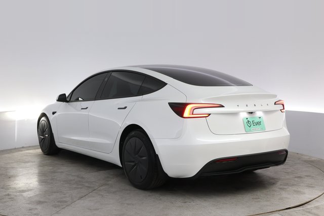 2026 Tesla Model 3 — photo 13 of 21