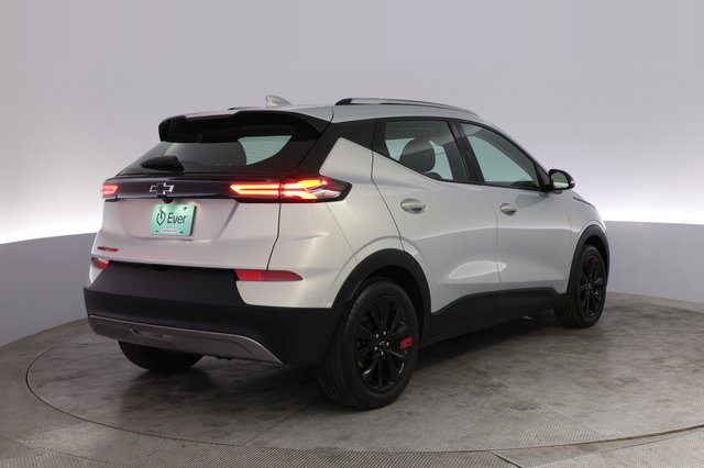 2023 Chevrolet Bolt EUV — photo 2 of 20
