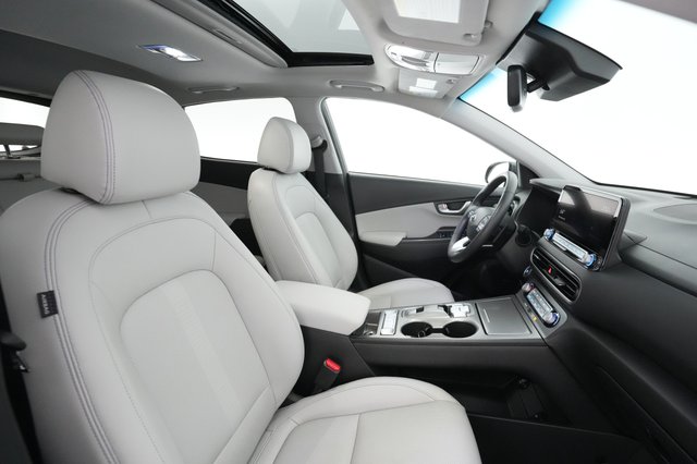 2022 Hyundai Kona — photo 15 of 22