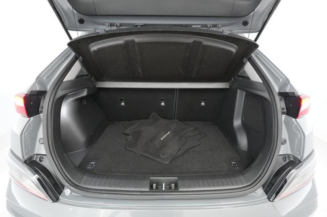 2022 Hyundai Kona — photo 17 of 22