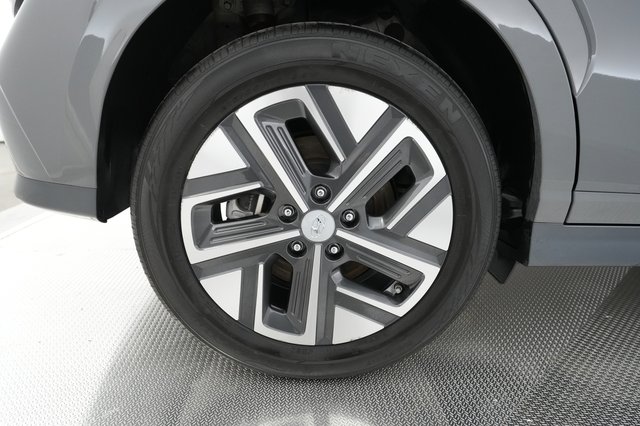 2022 Hyundai Kona — photo 12 of 22